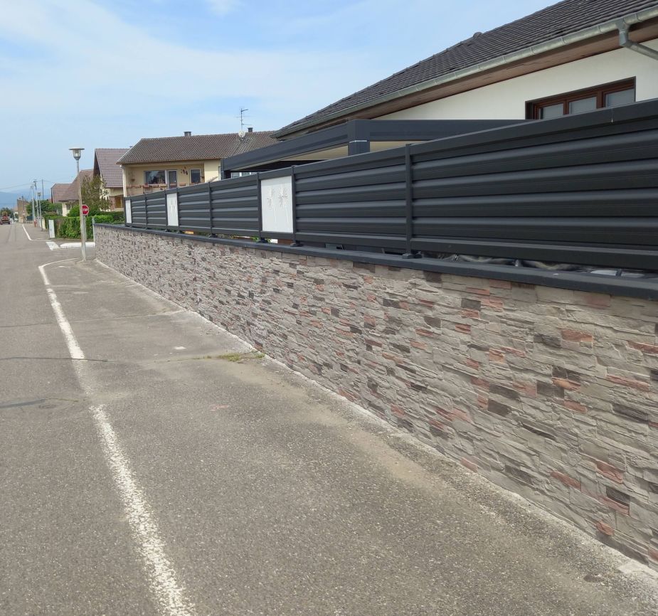 Instalacion piedra panel alpina multicolor