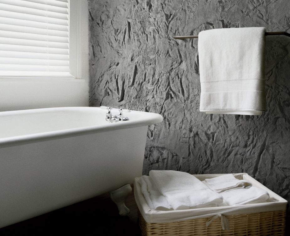 interiorismo baño arenisca gris